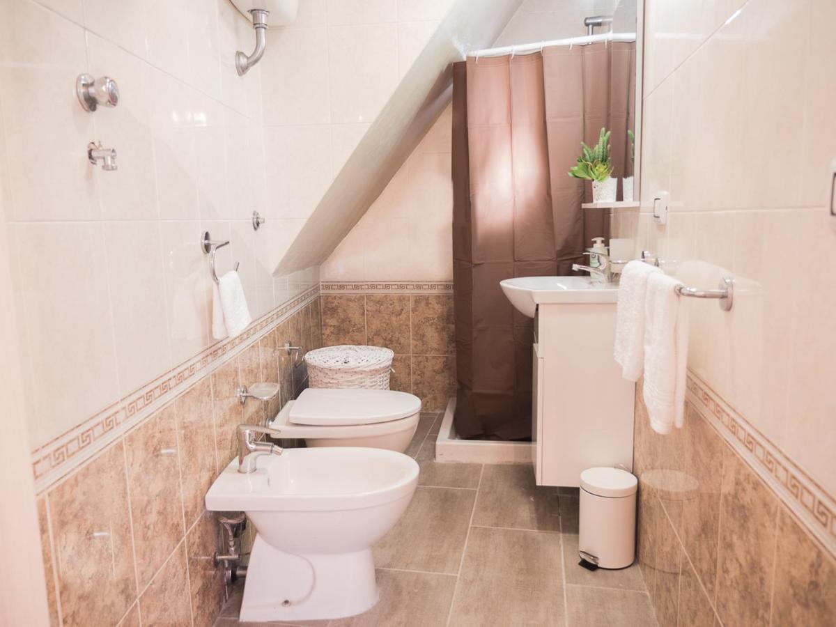Chiaia Premium Flat, Naples Center, Near Seaside Apartman Kültér fotó
