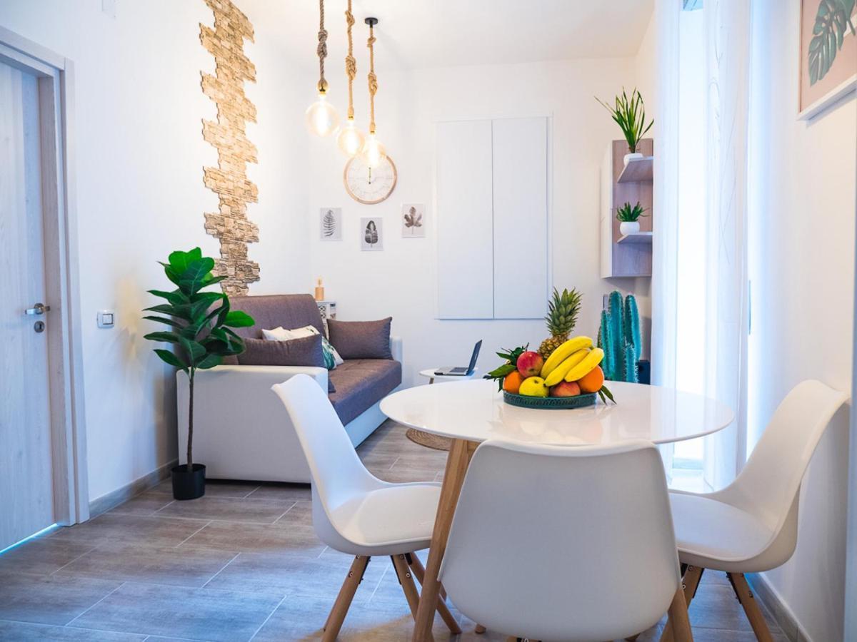 Chiaia Premium Flat, Naples Center, Near Seaside Apartman Kültér fotó